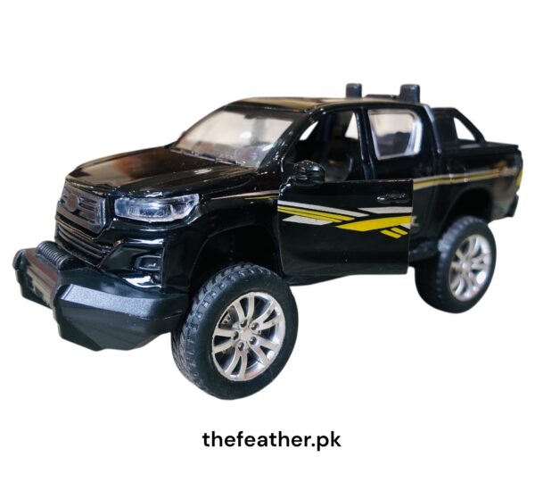 Metal Pickups die cast car with pullback 4×4 By The Feather